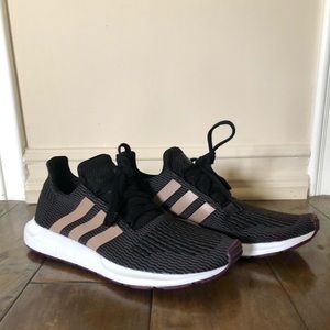 Mismatch: Brand New Adidas Switch Runs